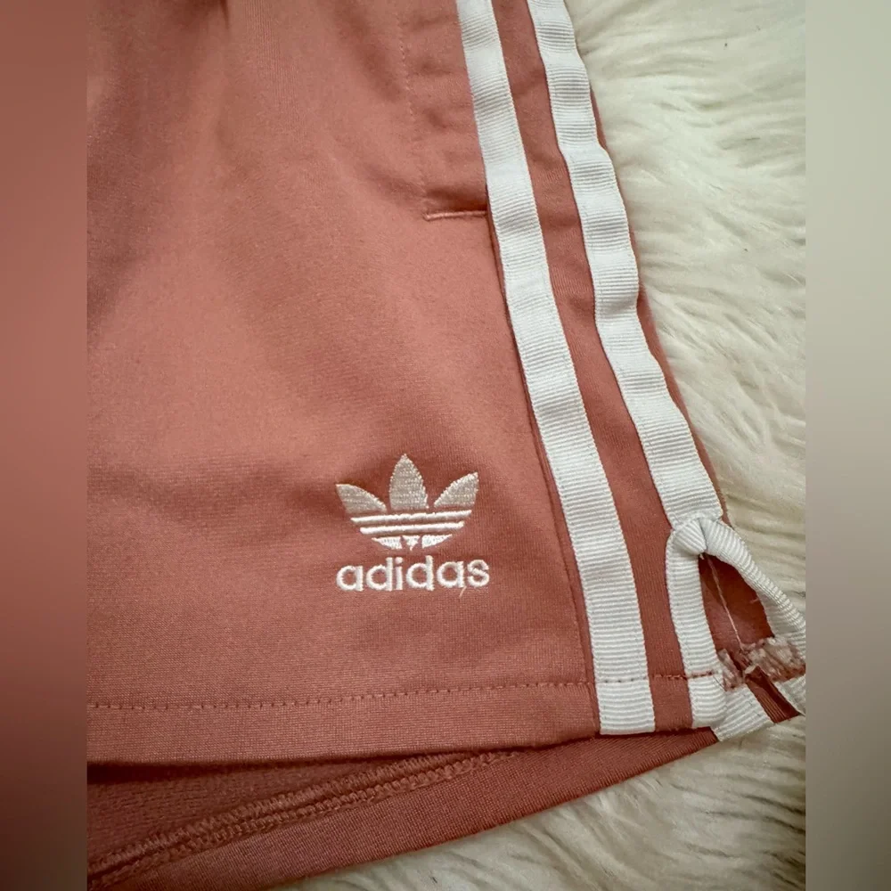 Adidas Pink 3 Stripe Athletic Shorts Trefoil Logo XS